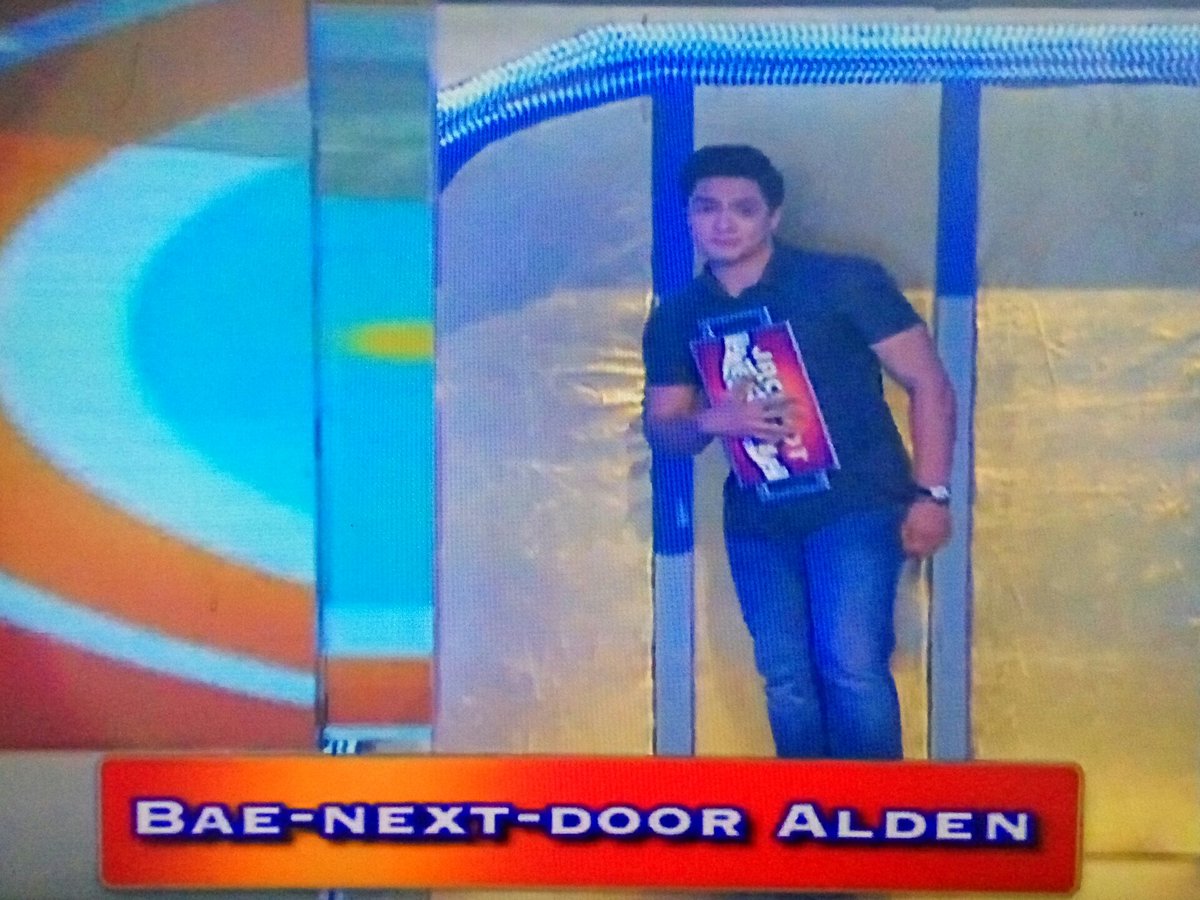 BibisNoona's tweet photo. Uy! May poging nakahabol! 💙🙆
#ALDUBxDTBYAbangan https://t.co/fLUtiXyxDw