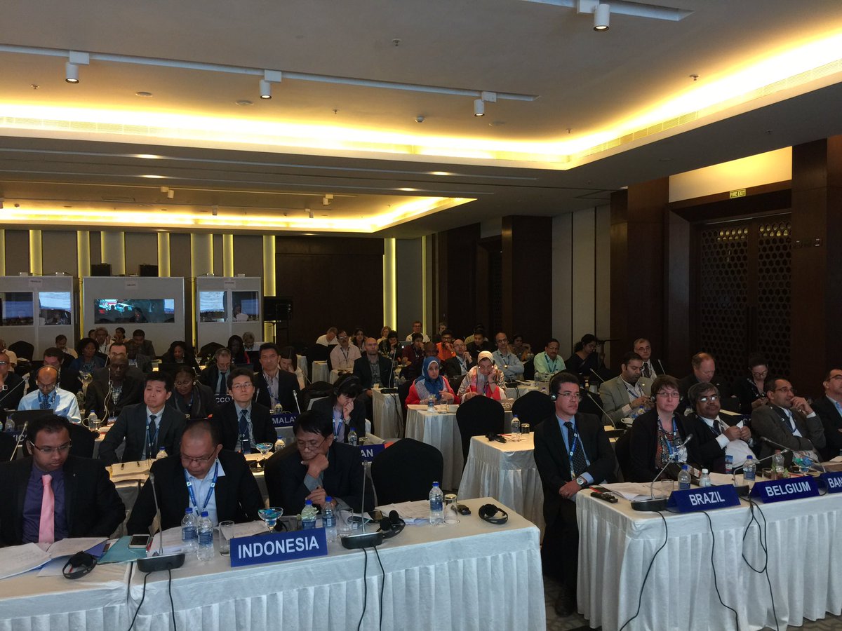 FAOWHOCodex's tweet photo. #CCSCH3 agrees draft standards for #cumin and #driedthyme to propose at #CAC40. Now working on pepper @Spices_Board https://t.co/URNv08t0sD