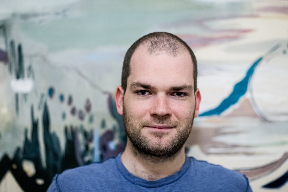 Článok od nášho kamaráta <a href="/LukasOndercanin/">Lukáš Onderčanin</a> o dokumentar. a fotografovi Jurajovi Mravcovi, ktorý fotil boj o Mosul.
svet.sme.sk/c/20451814/slo…