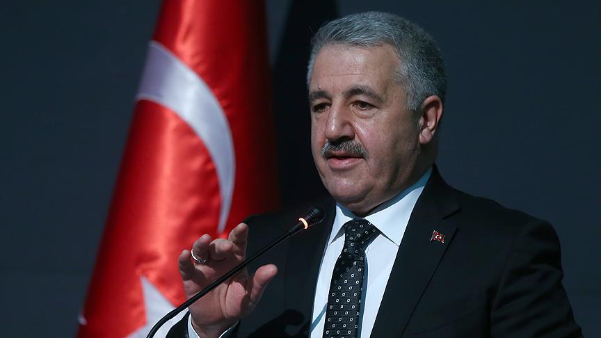 Bakan Arslan: PTT'ye bu yıl 2 bin 500 personel alınacak aane.ws/AC4