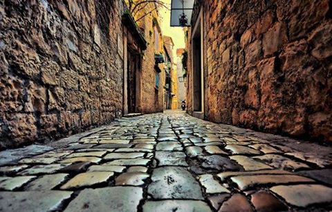 Silent reminder of a glorious history
web: dalmatiariviera.com
#Croatia #Dalmatia #Trogir