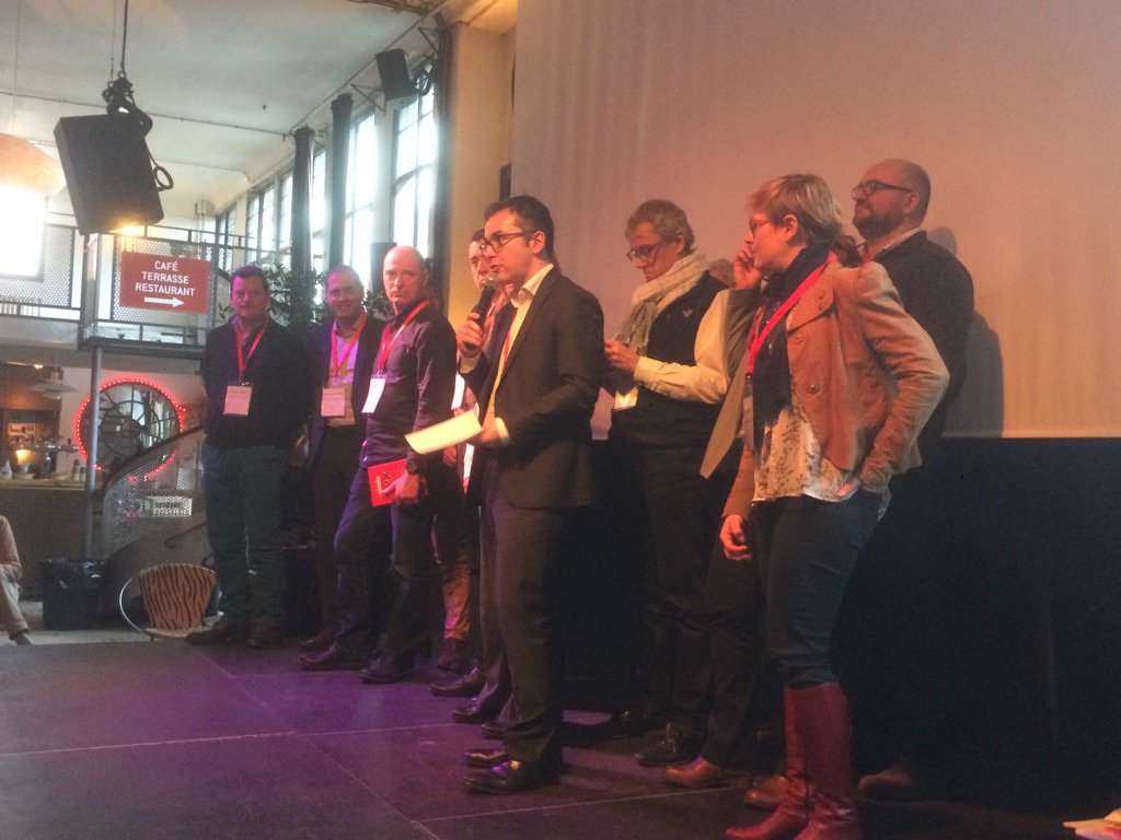 crossphot's tweet photo. Chez les présidents, les idées germent https://t.co/UkHhwrhxKo