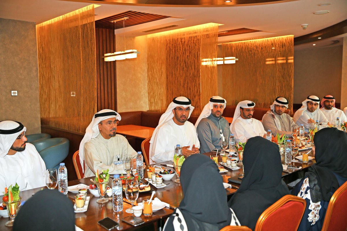 #ADNOC CEO #DrSultanAlJaber discusses the Group’s 2017 operational objectives with staff