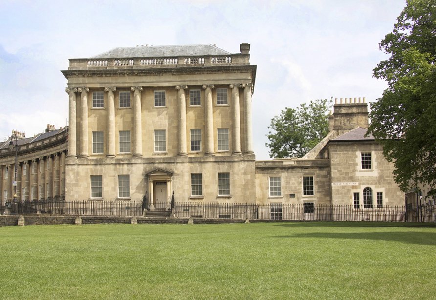 VisitBath's tweet image. Can't wait for @No1Museum exhib 'From Rome to the Royal Crescent' celebrating 250 years of the Royal Crescent #RC250 ow.ly/ef0m308L5Hk