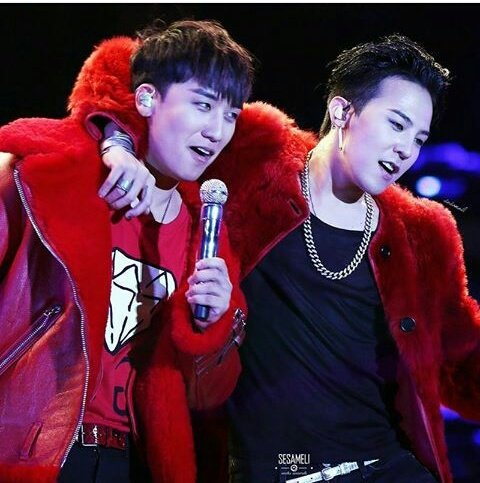 gaxxbe's tweet photo. hi guys, can you retweet this? pls :( it will took you only a second to rtwt this. it'll be a bighelp thnku
#KCAFavGlobalMusicStar #BIGBANG https://t.co/WD0AycTtCu