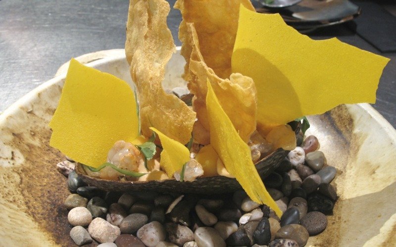 Pensado para divertirse, compartir y disfrutar, <a href="/_barraeme/">/M</a> lleva al barrio de #Chueca la cocina callejera Peruana
mtr.cool/neklmsm