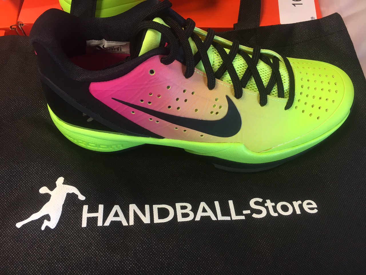 nike zoom handball