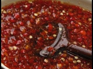 IndianRecipesOF's tweet photo. Red Chilli Sauce Recipe https://t.co/IvdHvAI0aI #IndianRecipes https://t.co/qIItbPx03h