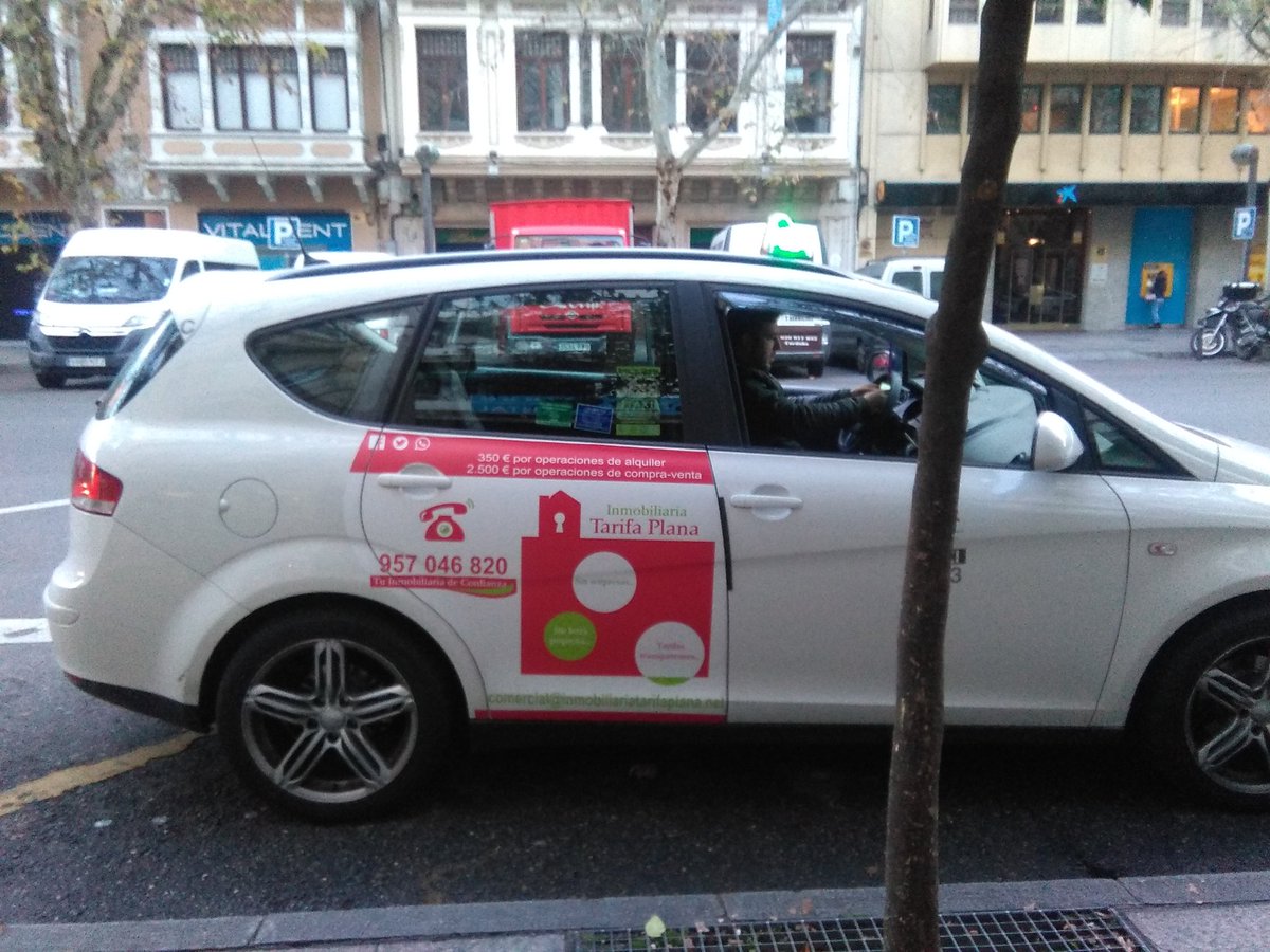 Supublitaxi's tweet image. Desde por la mañana tempranito nuestros TAXIS y su publicidad están en continuó movimiento. @InmobTp  con @1supublitaxi  #Cordoba