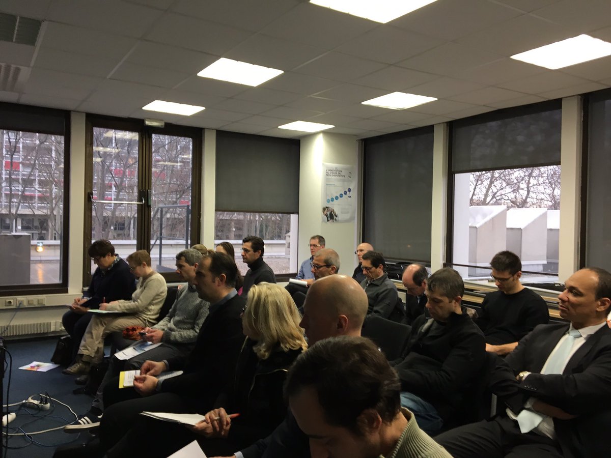 ConstantOlivier's tweet photo. En direct #AfnorLyon présentation de la nouvelle #norme  #automobile avec les experts de #AfnorCertification - #AITF #TS16949 https://t.co/JdO5myB6JJ