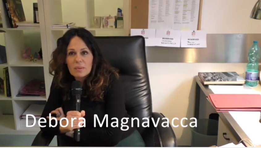 FilmmasterProd's tweet photo. Debora Magnavacca svela il dientro le quinte di Campari #killerinred 
 https://t.co/2w8t5r7wle #filmmasterproductions https://t.co/wkmUtl0s8y