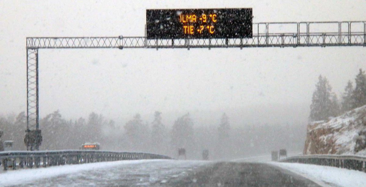 vaylafi's tweet photo. Kokeilu käynnissä: #varoitamuita ja saa kännykkään ennakkotietoa teiden vaaranpaikoista https://t.co/c2E6aCFwCK #nordicway #liikenne https://t.co/6HOaVdD0Jj