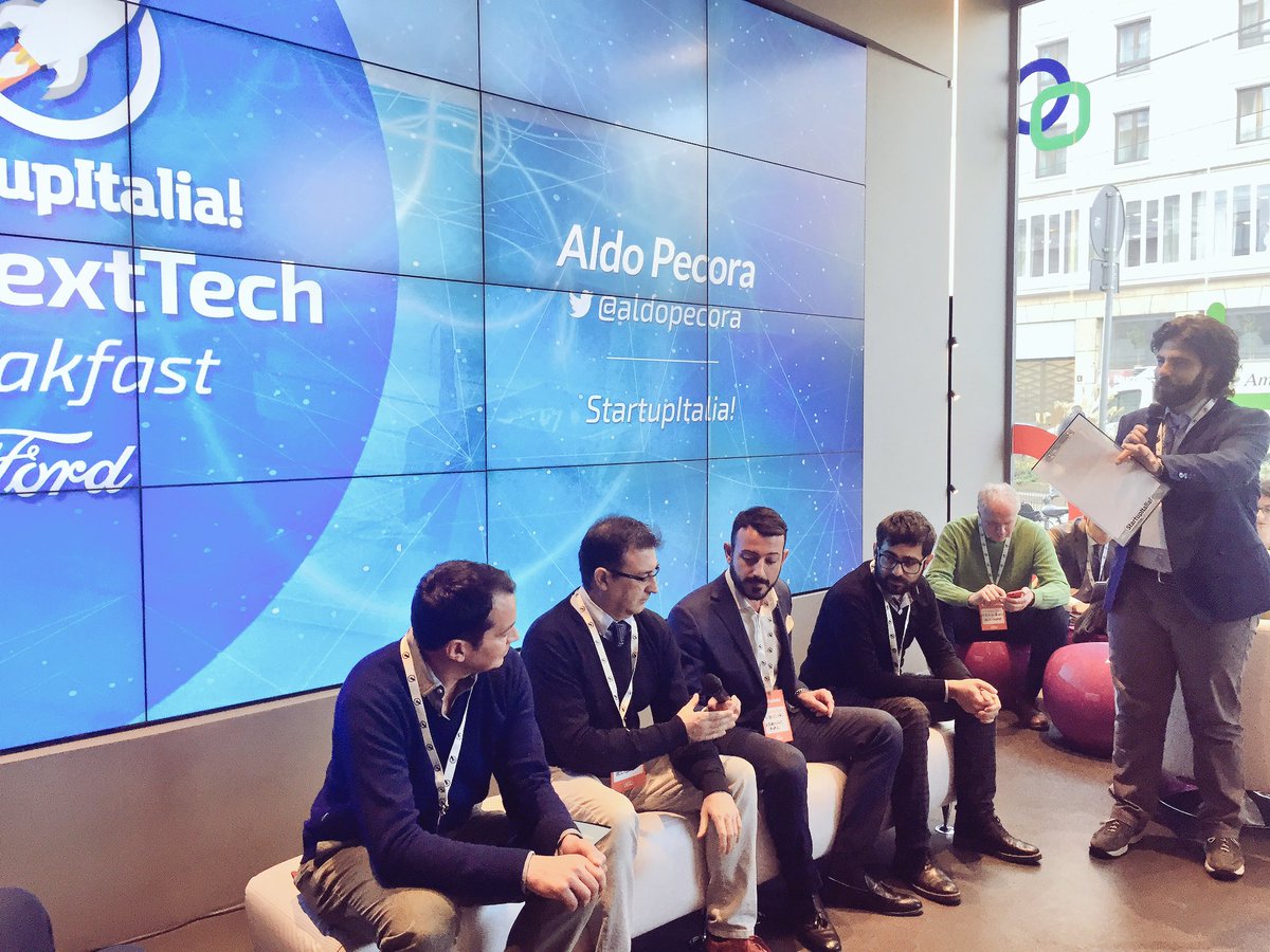 University_ita's tweet photo. Con @forditalia in #fordsocialhome si parla di #SmartMobility! Parla Marcello Segato di @ZehusBike e modera @aldopecora! ⚡️💡🚴🏻 https://t.co/qXt4W4SGcL
