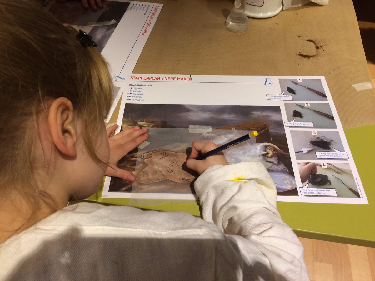 Kids learning how to make a studio copy a la Golden Age <a href="/MuseumAlkmaar/">Stedelijk Museum Alkmaar</a>