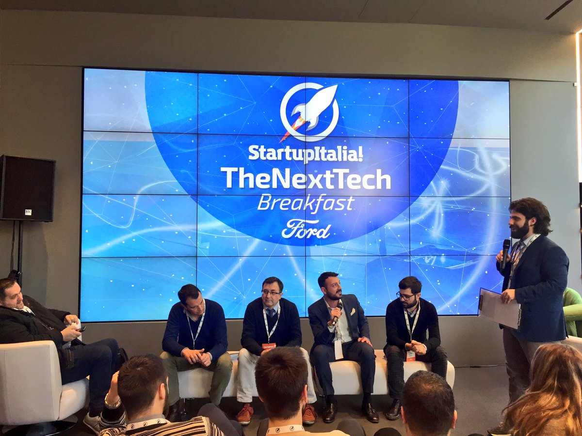 University_ita's tweet photo. Bel dibattito su #SmartMobility in #FordSocialHome con @forditalia e @startup_italia! 💡⚡️🚴🏻 https://t.co/x5mswTLmel
