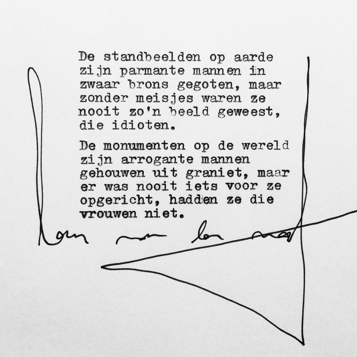 VersjesvanLars's tweet photo. Standbeelden. #versjesvanLars #HebLief https://t.co/9b9ujj0A8T