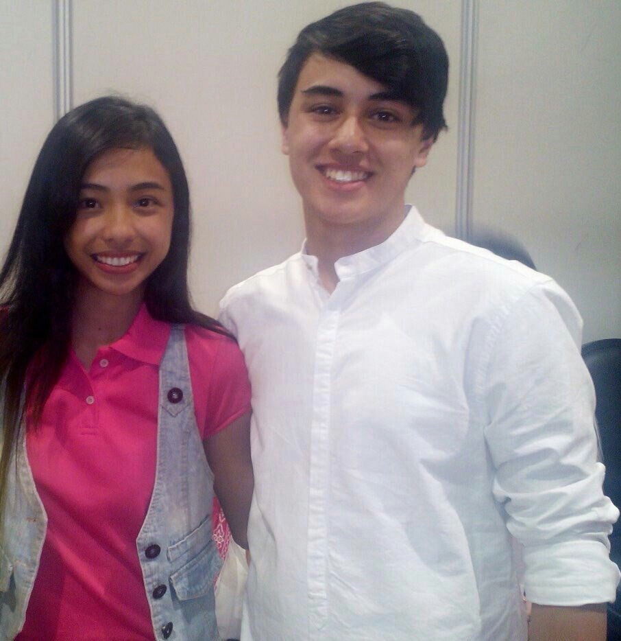 Multifandomvbe's tweet photo. Retweet this if MayWard is the best LoveTeam Tandem
#PBBPADALUCKMAYWARD https://t.co/eJMwWHleie