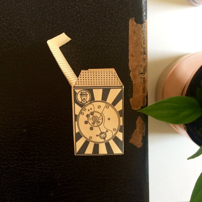 micro_library's tweet photo. Detail of our #engineerium book box in caramel (is salted caramel a specific shade as well as a flavour?) https://t.co/LTtqU8pYeL