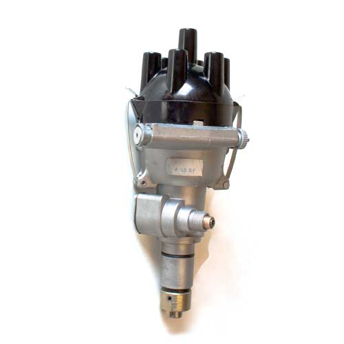 RetroIgnition's tweet image. We now have new Lucas style TR6 distributors and new Aston Martin V8 vacuum units in stock