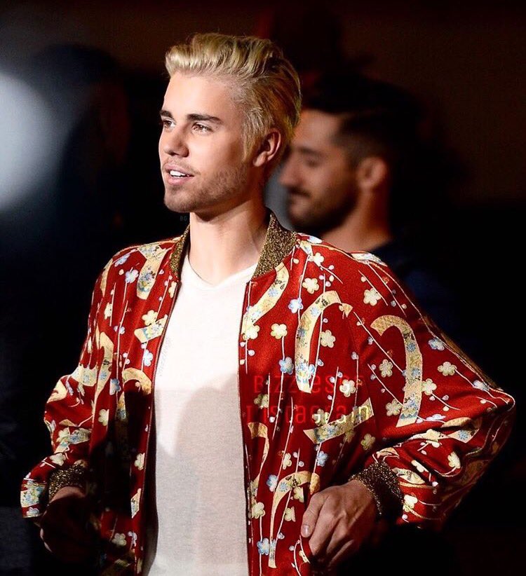 beliebergirl94x's tweet photo. ninety one #iHeartAwards #BestFanArmy #Beliebers https://t.co/BHFzK9IWb6