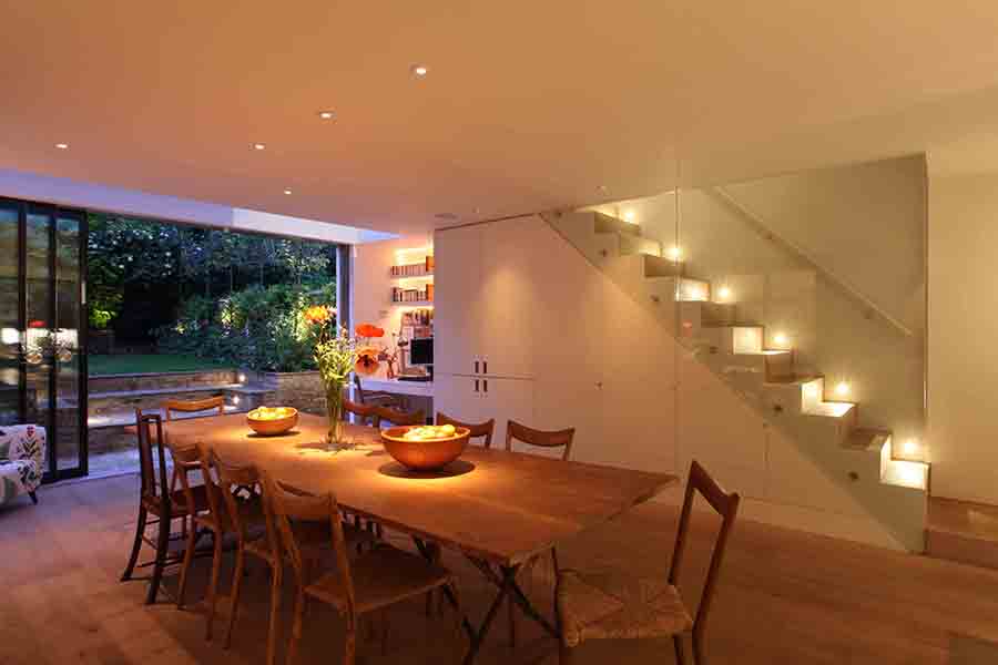 johncullenlight's tweet photo. Get the perfect #KitchenLightingDesign with our top #KitchenLightingTips, currently featured on @yespleaseblog https://t.co/Zq1RZQbxHy https://t.co/knECLpHduq