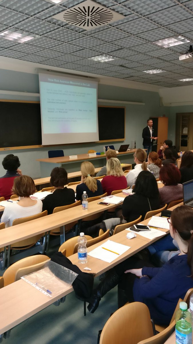 aisp_sis's tweet photo. Daniele Vignoli at #StaTalk #florence @UNI_FIRENZE https://t.co/AILowIbAV3