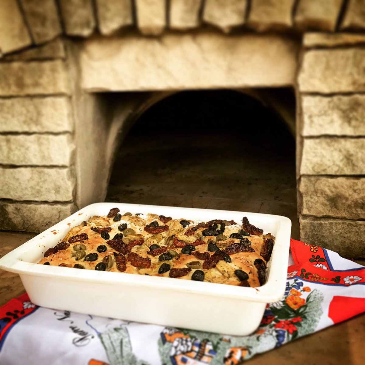 ChalonerSA's tweet photo. Our super scrumptious and easy to make #focaccia #bread is perfect for any occasion. 
https://t.co/wbVWVyNv0T https://t.co/bC2beJIdeS