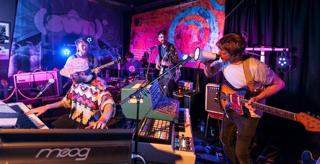 SwnFestival's tweet photo. #ICYMI Remember @plasticmermaids from #swn10? Well they're back! This time at @buffalocardiff 25.04.17
Tickets: https://t.co/VDBpZAq0Z0 https://t.co/KfKizepGzT
