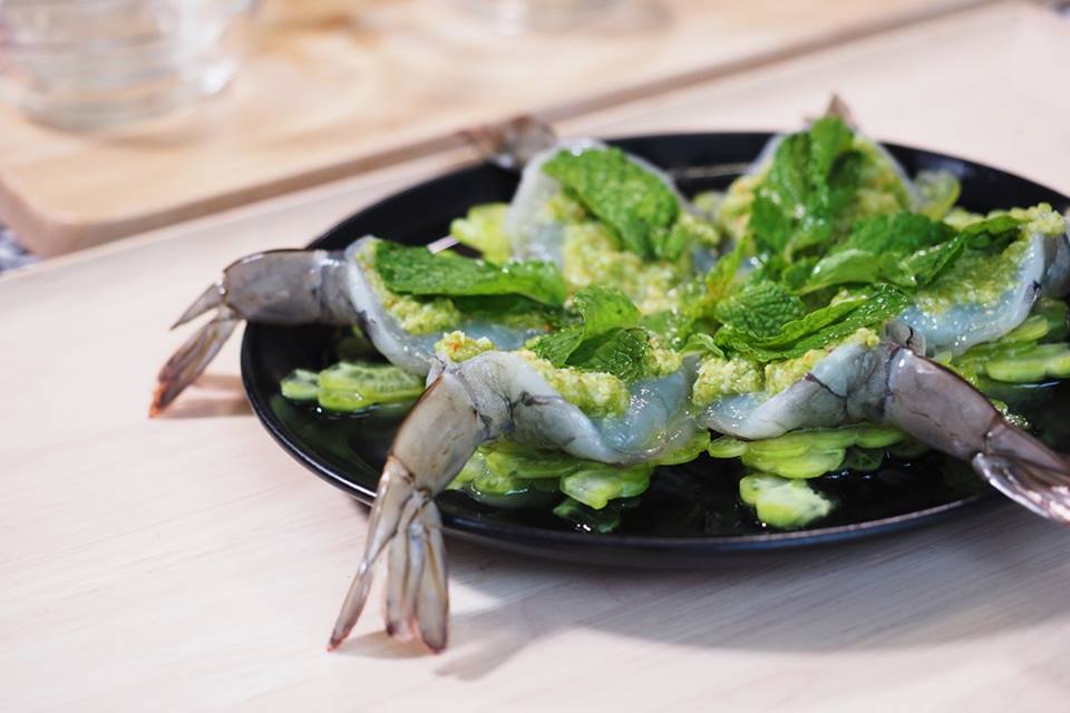 OpenRiceTH's tweet photo. แจกสูตร #กุ้งแช่น้ำปลาวาซาบิ แซ่บจี๊ดซี้ดซ้าดแบบนี้ทำเองง่ายนิดเดียว เด็กหอก็ทำได้! https://t.co/lDkCnA0aTs #อร่อยทำแดก #OpenRiceTH https://t.co/hSDr7CiCkb