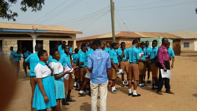 View image on Twitter