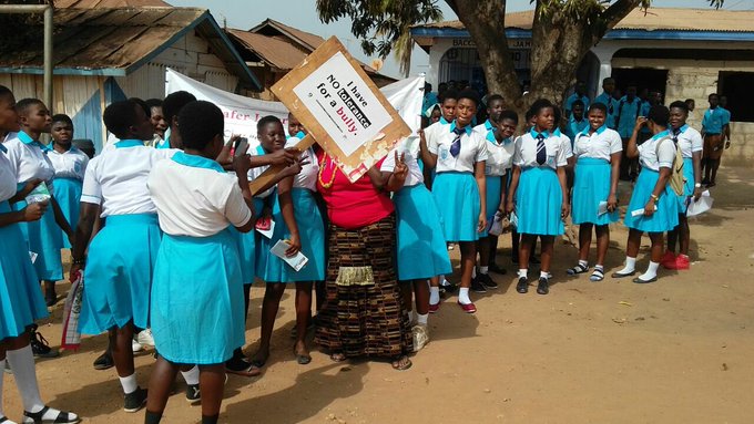 View image on Twitter