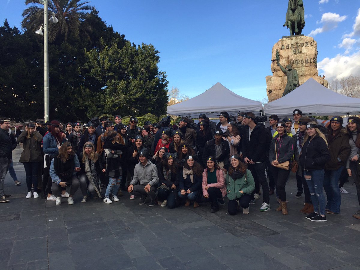 espaisjoves's tweet photo. Pirates i corsaris de totes les parts del món, s'ho varen passar molt bé a la gimcana organitzada per @esnbalearesSC https://t.co/U8gk4w9TJn