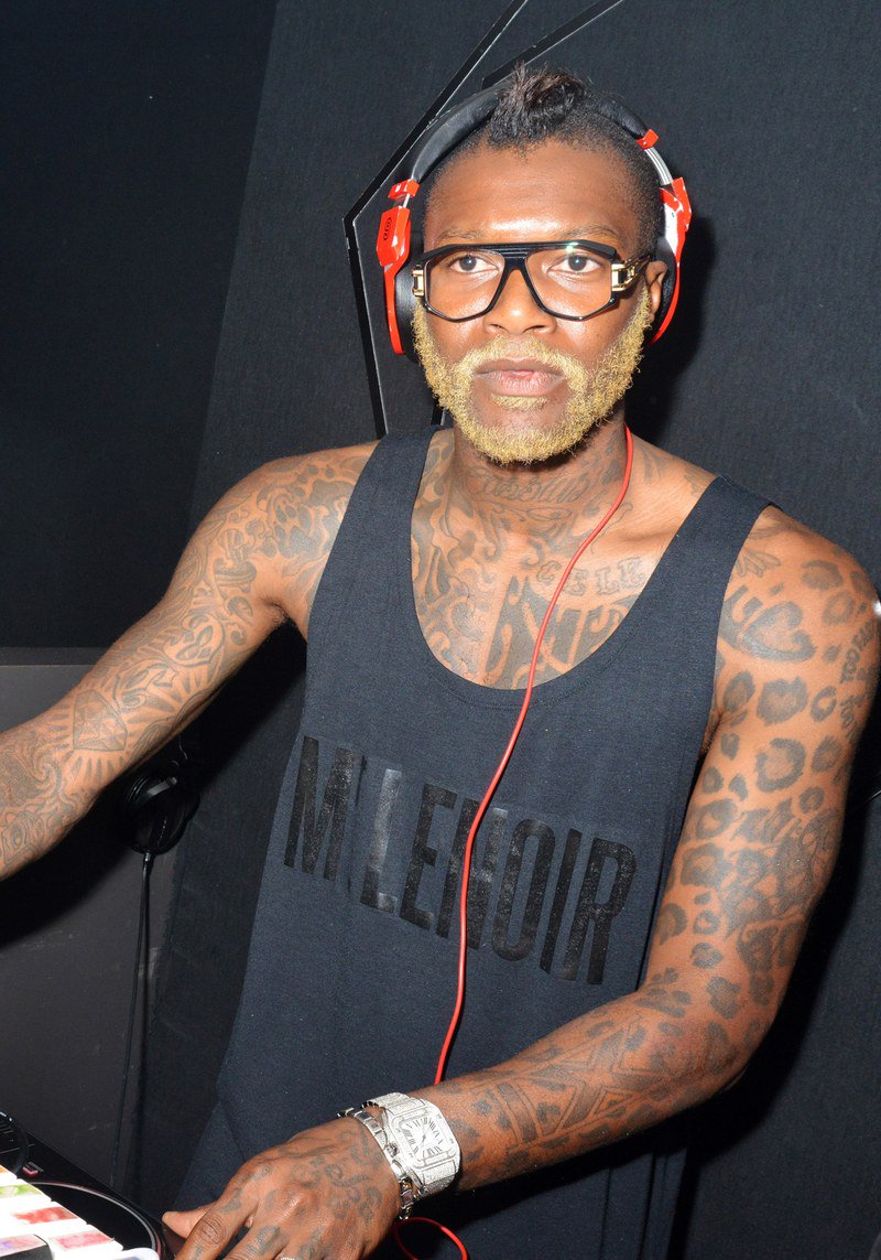 sportbible's tweet photo. Djibril Cisse has officially retired from football to become a DJ. https://t.co/KQEOC9Wv8R