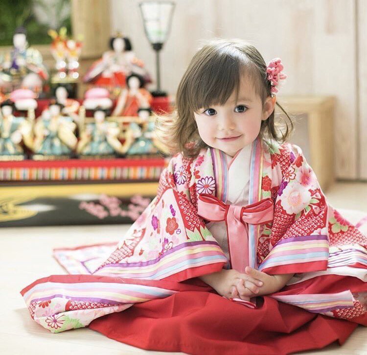 お雛様が見えなくなるくらい可愛いｗ本当に天使みたい 話題の画像プラス