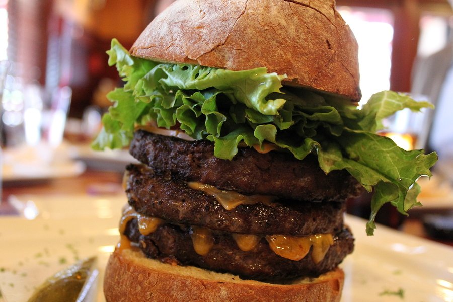 365Bath's tweet photo. Are you hungry and brave enough to take part in Bath's biggest food challenges? Here's all the info: https://t.co/mq8XZW0Pxe https://t.co/bSNWVUhYZ1
