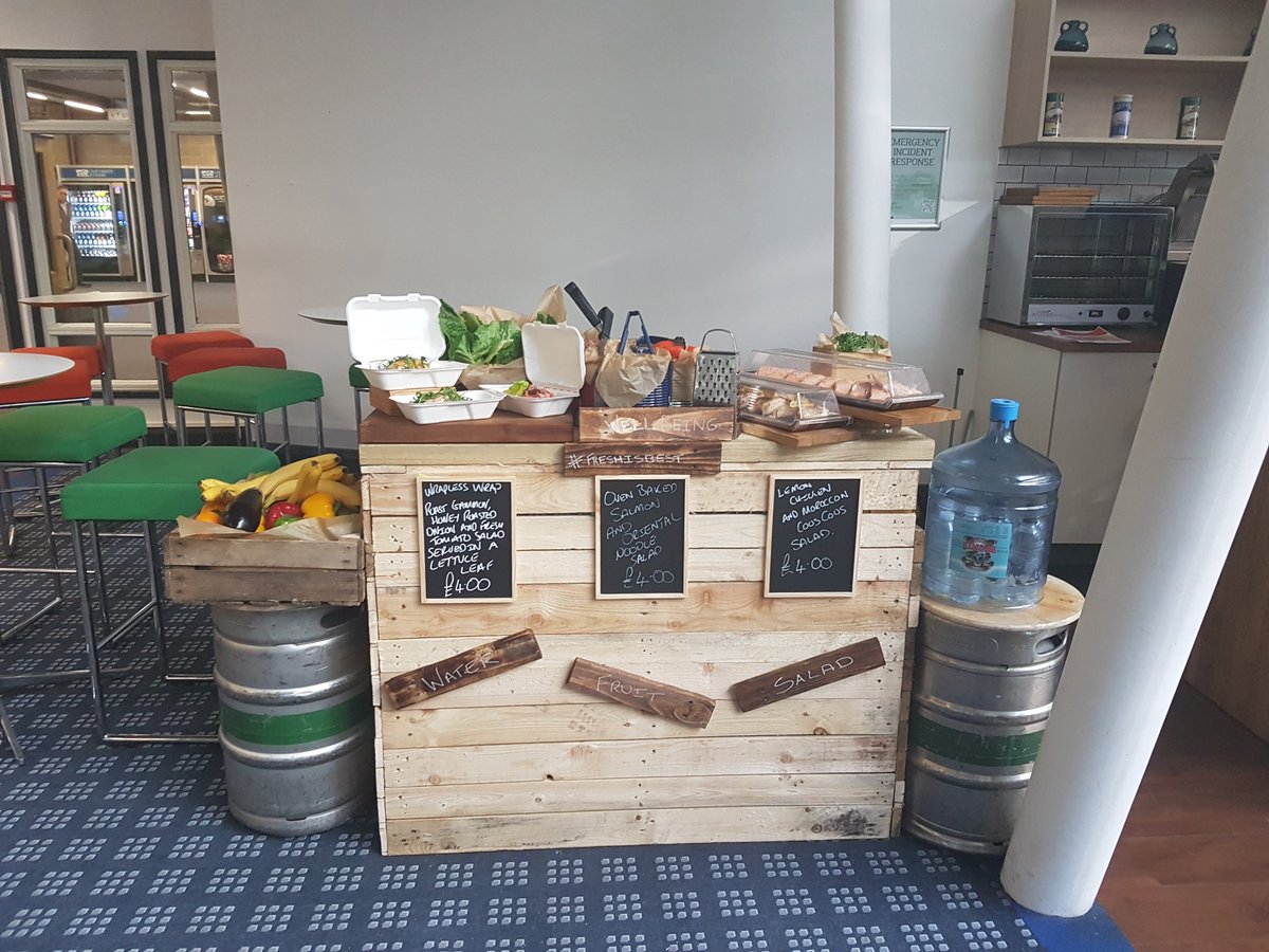 DerbyFood's tweet photo. Rustic eats, new pop up..healthy eating  ....#freshisbest #derbyuni #sharethelove @Chartwells_UK @compass_group @BigChefAndrew @RedChefHart https://t.co/d3ol70pd8i