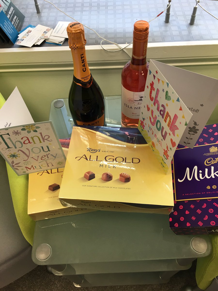 carolharding27's tweet image. @Harding_co gifts received from some very grateful new home owners, and its only Tuesday!
