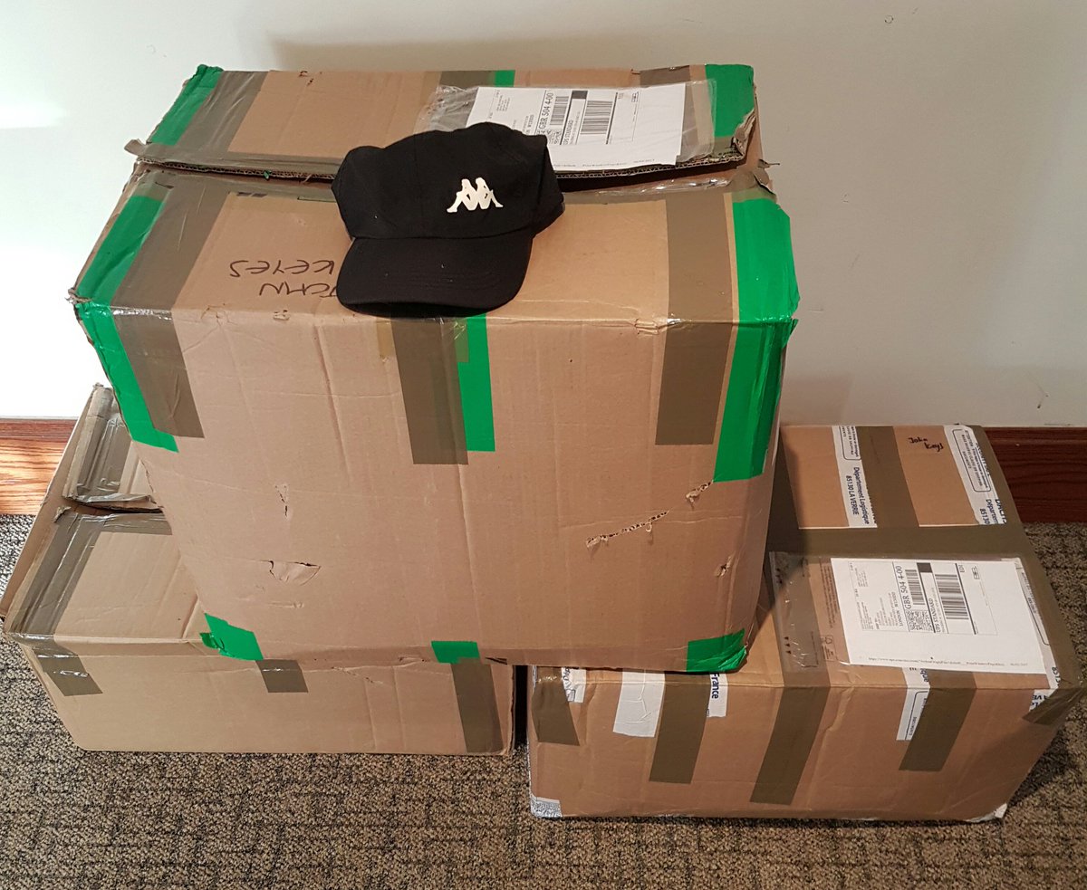 keyzee66's tweet photo. Big shout @BuyKit for their donation #kit4africa.  Arrived today boxed and ready to go.
#kit4africa 
#changinglives https://t.co/7erdQwqLUE