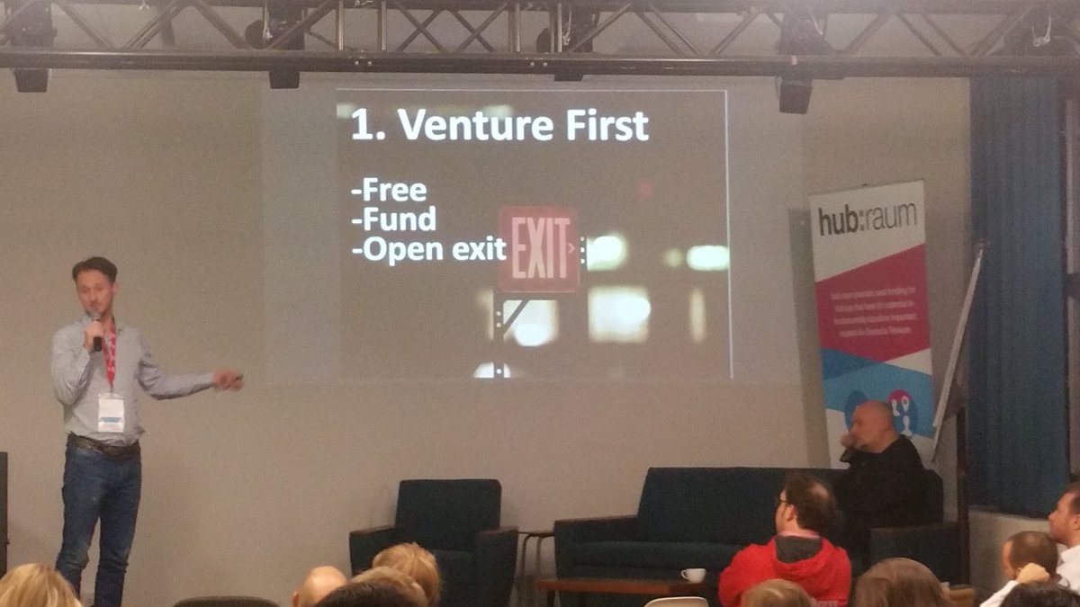 Rocco <a href="/Philips/">Philips</a>: We first created the internal infrastructure, now we have installed funds to work with startups targeting hospitals. I like.