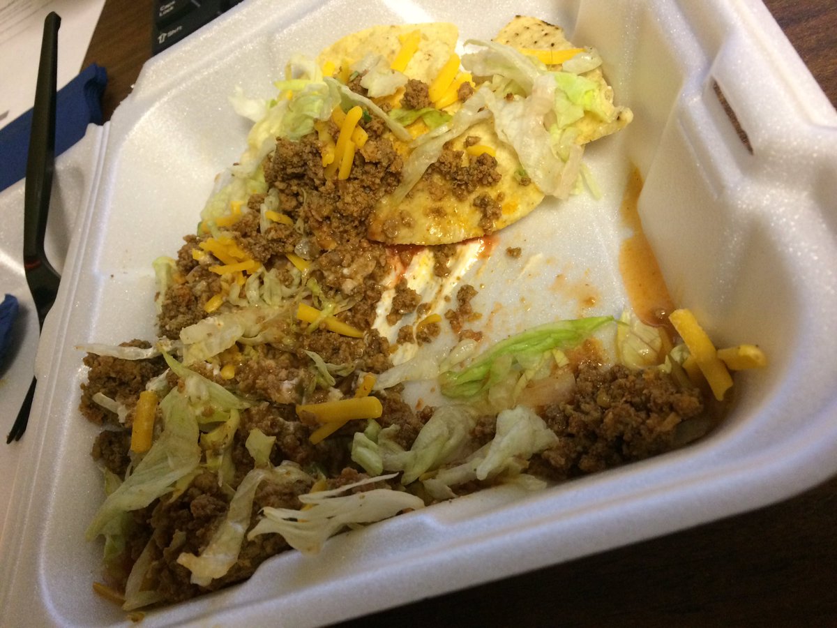 HilbertCommuter's tweet photo. Yummy! Taco Tuesday Commuters! https://t.co/sEUiYp3Fh8