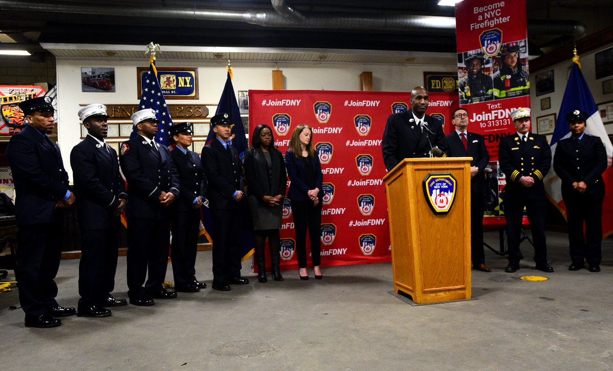 joinFDNY's tweet photo. Read more about yesterday's recruitment banner unveiling ceremony at #Ladder176 in #Brownsville: https://t.co/hycZDqMPUO. https://t.co/escgnSb3tx