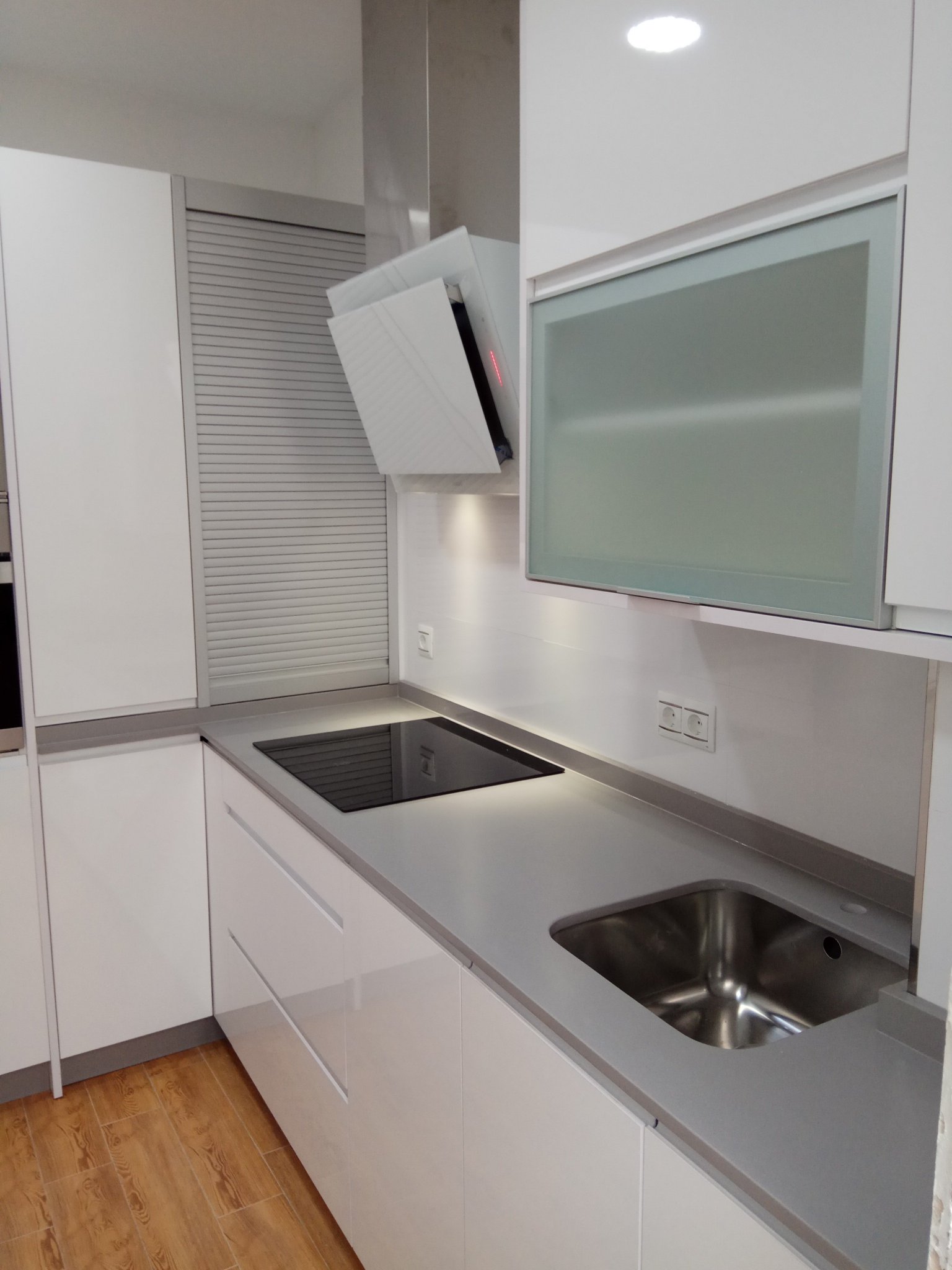 Cocinas Jimenez on Twitter: "Cocina en Formica Blanco ...