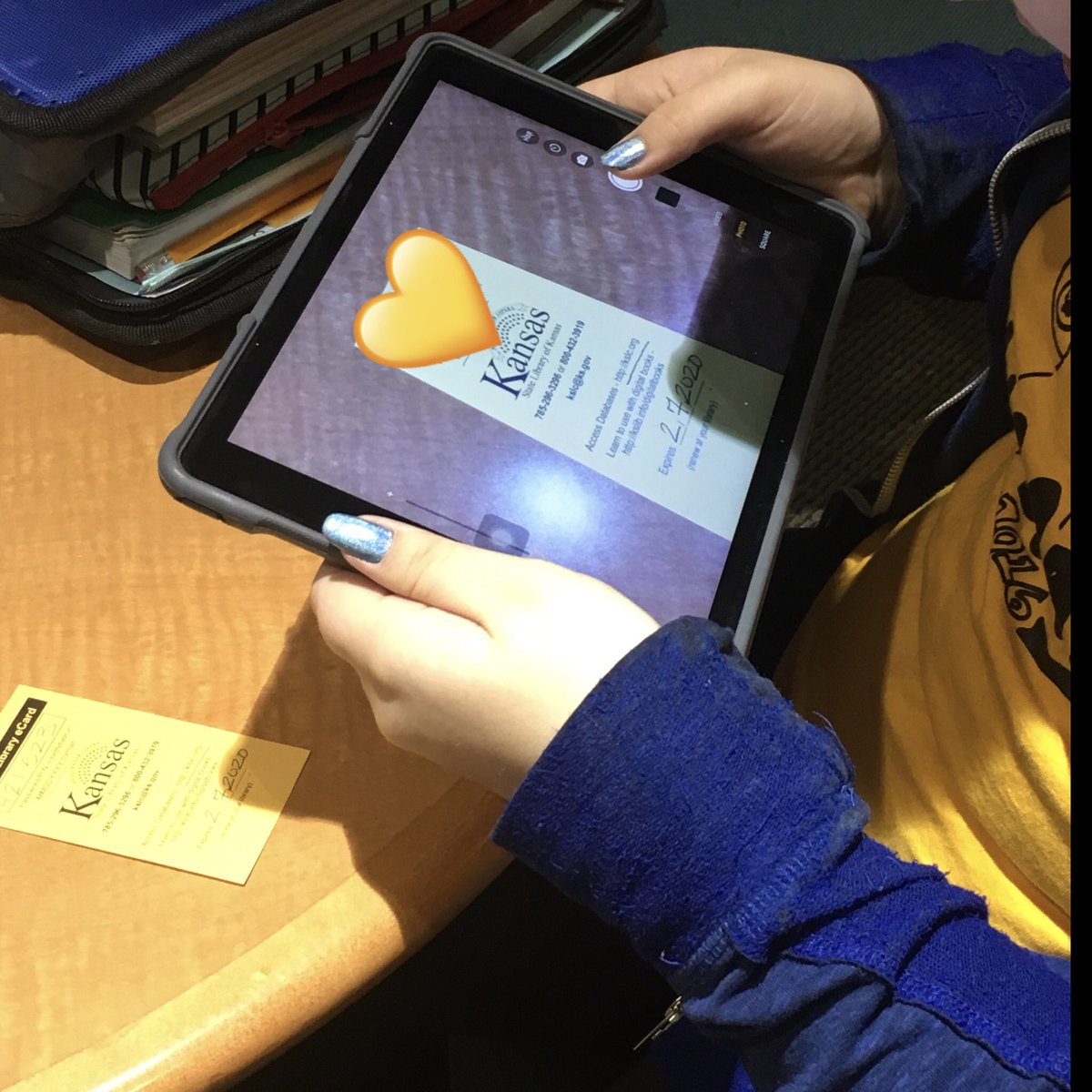 bmmslibrary's tweet photo. @MissKingSMS classes are now card-carrying @LibraryofKS patrons!! 👑📚 #smscougarreaders https://t.co/XS22WJskNQ