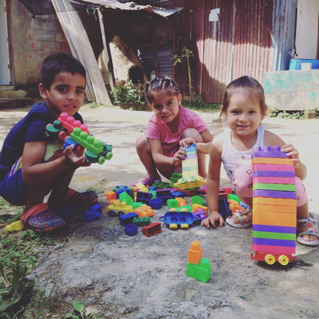 FormarFundacion's tweet photo. 😍❤️💕 #InicioDeProgramas | Iniciamos esta hermosa mañana☀️ con 15 hermosas sonrisas 😀👶🏻 👧🏼💕en un proceso de bienvenida y de pedagogía. 🏡✨ https://t.co/SXwebdsBFV