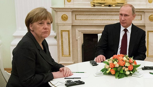 RT_russian's tweet photo. Путин и Меркель приняли решение по Донбассу https://t.co/YbgEeSSCXw https://t.co/gTsShSOoen