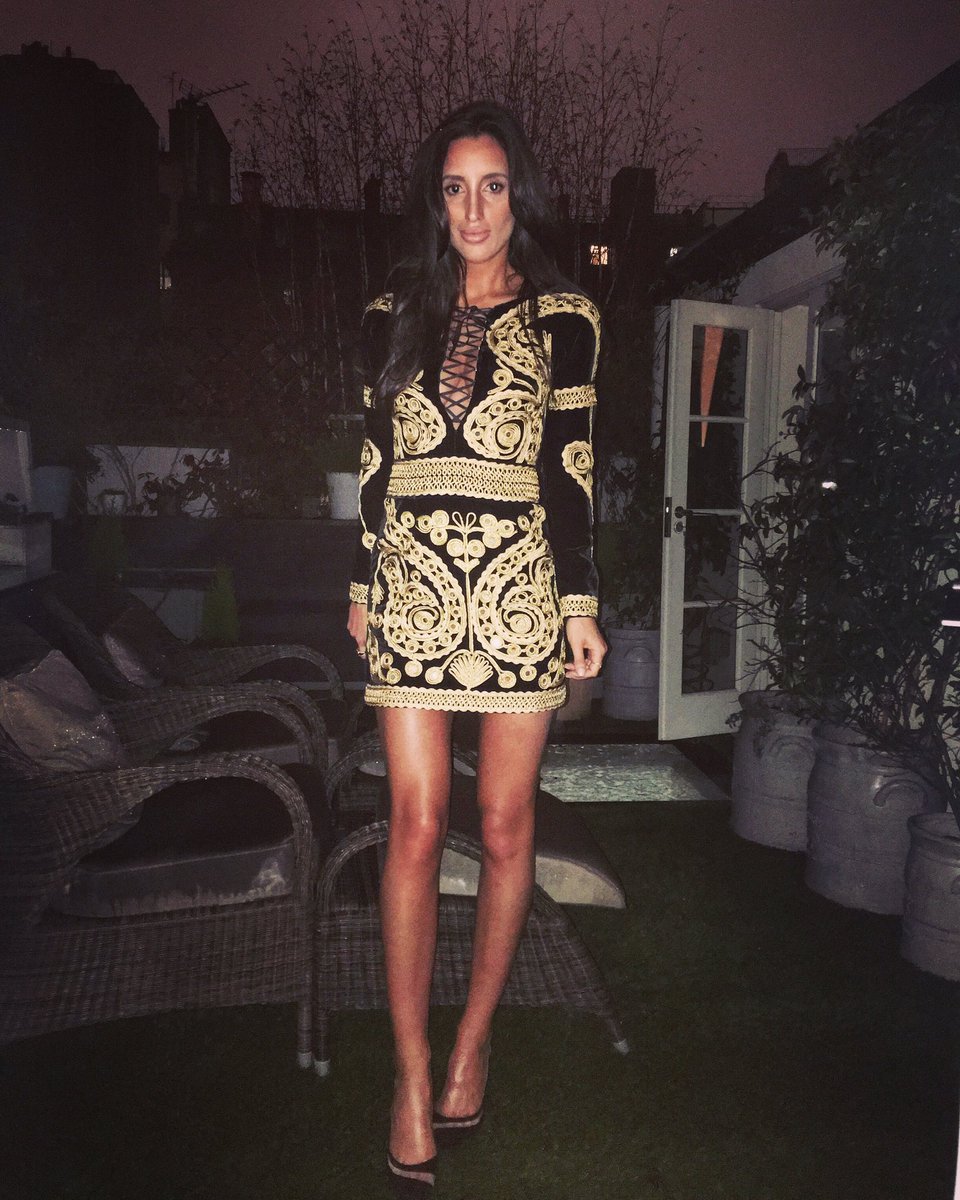 Still DYING over my @SpottedOnCeleb #foreveloveandlemons dress I wore for part 1 of my besties wedding ✨💝✨