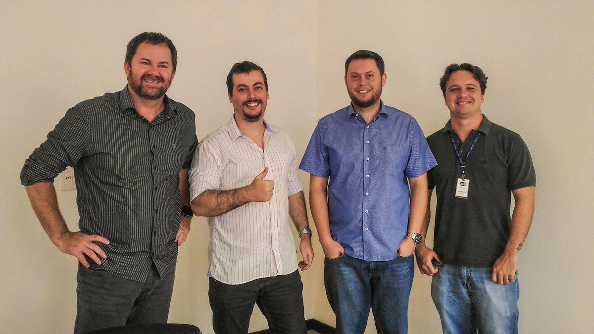 NConvDigital's tweet photo. O #NConvDigital teve sua 1ª reunião hj. Tds empolgados, são vários desafios e muitas oportunidades em +1 ano q se inicia. Vem com a gente! https://t.co/yDiwpxSUyc