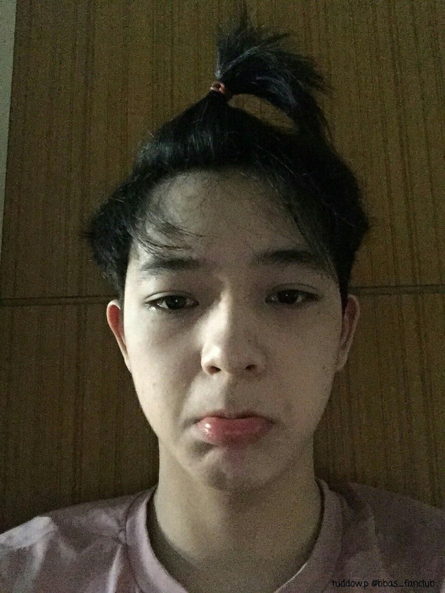 basjtrbth's tweet photo. มัดจุกแล้วนะครับ 😝

Cr. bbas_fanclub — #basjtrbth , https://t.co/CBQPEbFAnZ