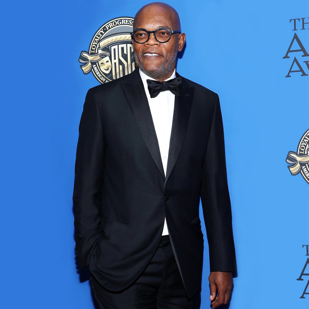 Brioni_Official's tweet photo. The legend @samuelljackson at the 31st ASC Awards wearing a #Brioni black wool tuxedo #samuelljackson https://t.co/cKorSk5TzV