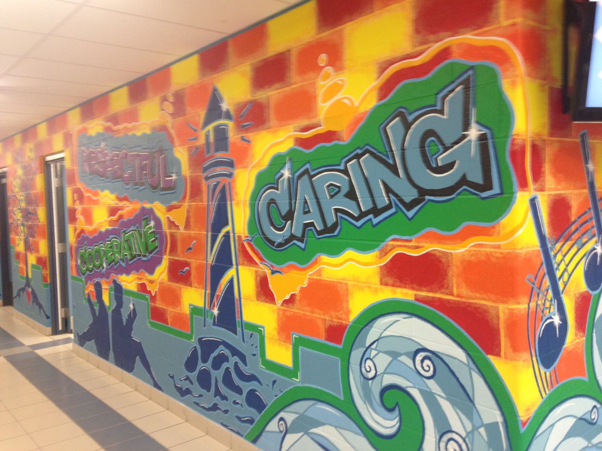 RTMSVisualArts's tweet image. After months of hard work we are finally done the mural!!! @ARTS_PDSB @rtmsriptide #pdsbVart